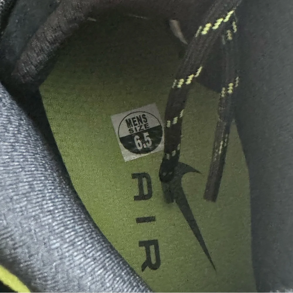 Stüssy x Nike Air Penny 2 - Size Men’s 6.5 - Picture 6 of 6